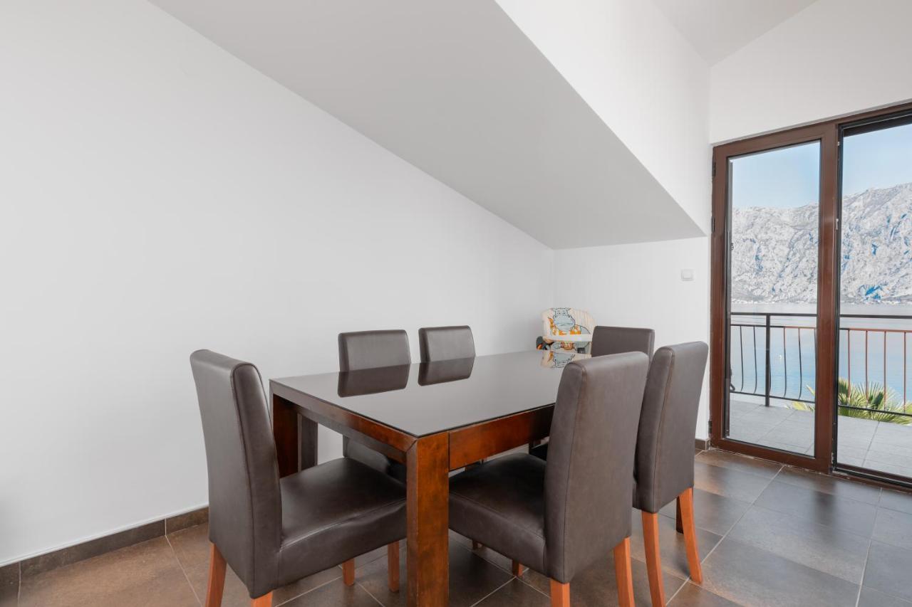 Apartments Pajovic コトル エクステリア 写真